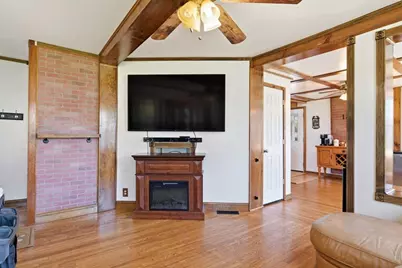 20 S Maple Street, Westfield, MA 01085 - Photo 8