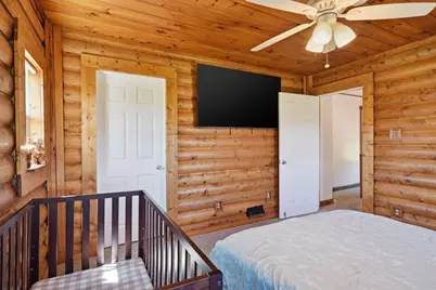 20 S Maple Street, Westfield, MA 01085 - Photo 28