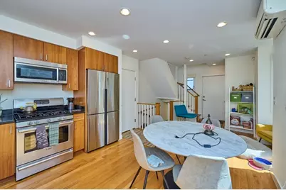 17 Clary Street #1, Cambridge, MA 02139 - Photo 2