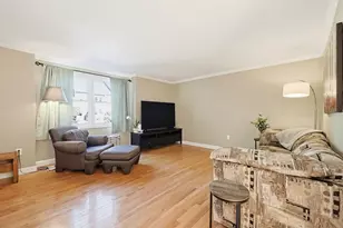11 Pinecrest Village, Hopkinton, MA 01748 - Photo 8