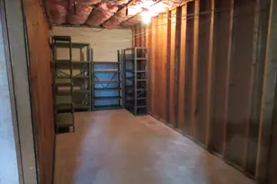 6 Bristol St, Lowell, MA 01852 - Photo 36