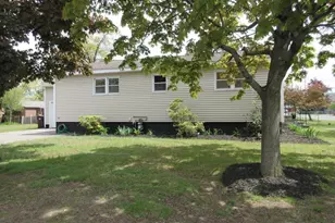6 Bristol St, Lowell, MA 01852 - Photo 28