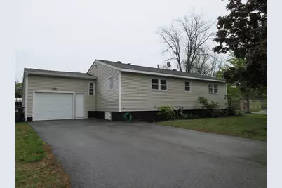 6 Bristol St, Lowell, MA 01852 - Photo 2