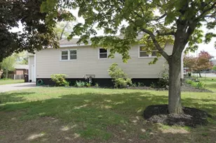 6 Bristol St, Lowell, MA 01852 - Photo 24