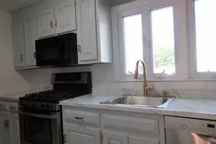 6 Bristol St, Lowell, MA 01852 - Photo 30