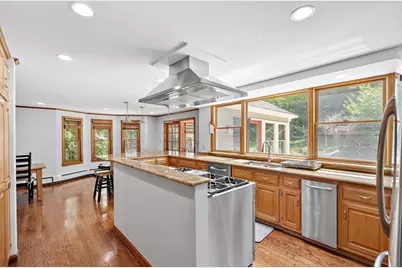 4 Dix Rd, Franklin, MA 02038 - Photo 4