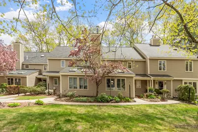 10 Iris Way #10, Haverhill, MA 01830 - Photo 2