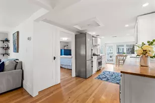 28 Dove St, Newburyport, MA 01950 - Photo 14