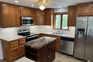 196 North St, Foxboro, MA 02035 - Photo 6