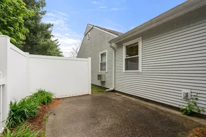 76 Mitchell Dr #76, Chicopee, MA 01022 - Photo 14