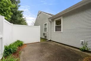 76 Mitchell Dr, Chicopee, MA 01022 - Photo 14