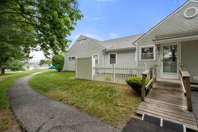 76 Mitchell Dr #76, Chicopee, MA 01022 - Photo 16