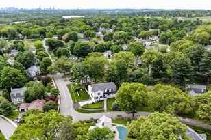 2 Atherton Rd, Winchester, MA 01890 - Photo 2