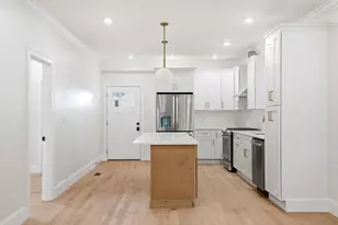 13 Langmaid Ave, Somerville, MA 02145 - Photo 4