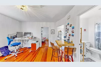 60-62 Kenneth St, Newton, MA 02461 - Photo 6