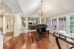 135 Milton St, Milton, MA 02186 - Photo 8