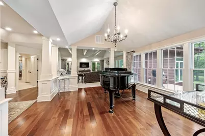 135 Milton Street, Milton, MA 02186 - Photo 8