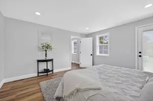 198 Dunbar St, Taunton, MA 02780 - Photo 18