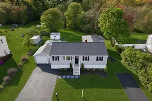 198 Dunbar St, Taunton, MA 02780 - Photo 2