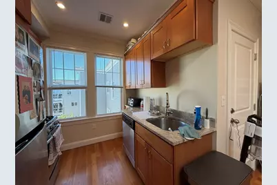 9 Marney St #3, Cambridge, MA 02141 - Photo 4
