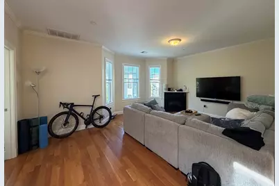 9 Marney St #3, Cambridge, MA 02141 - Photo 6