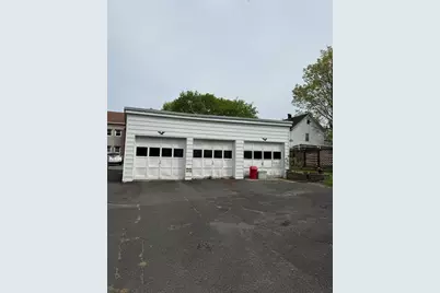 7 I St, Montague, MA 01376 - Photo 4