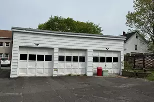 7 I St, Montague, MA 01376 - Photo 4