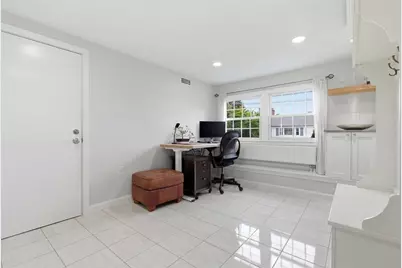 66 Phillips Cir, Waltham, MA 02452 - Photo 28