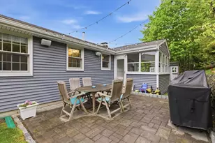 66 Phillips Cir, Waltham, MA 02452 - Photo 32