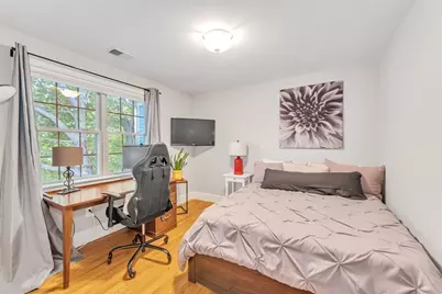 196 Durnell Ave #196, Boston, MA 02131 - Photo 18