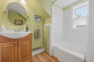 617 Lake St, Haverhill, MA 01832 - Photo 12