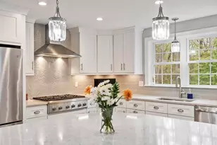 10 West St, Wilmington, MA 01887 - Photo 6