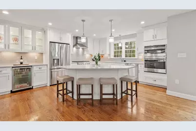 10 West St, Wilmington, MA 01887 - Photo 4