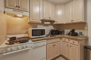 61 Marlborough, Boston, MA 02116 - Photo 6