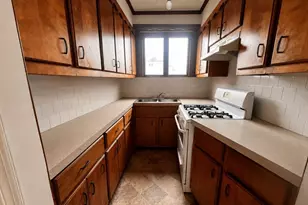 212 Brightman St, Fall River, MA 02720 - Photo 2