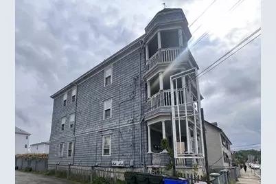 212 Brightman St, Fall River, MA 02720 - Photo 12