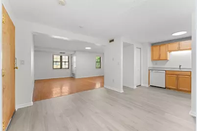 35 Eagle Ave #7, Brockton, MA 02301 - Photo 4