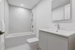 118 B St, Boston, MA 02127 - Photo 8