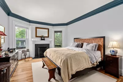 43 Carlton St #2, Brookline, MA 02446 - Photo 12
