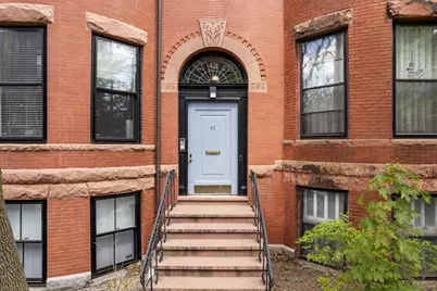 43 Carlton St #2, Brookline, MA 02446 - Photo 2