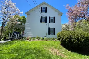 109 Brookfield Rd, Brimfield, MA 01010 - Photo 4