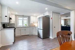 287 Purchase St, Milford, MA 01757 - Photo 8