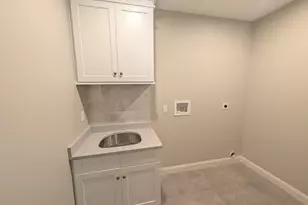 6 Station St, Kingston, MA 02364 - Photo 18
