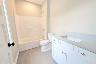 6 Station St, Kingston, MA 02364 - Photo 16