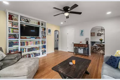 48 Charles St, Gardner, MA 01440 - Photo 4