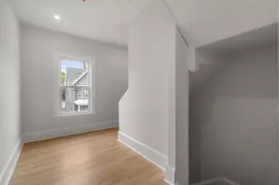 32 Manning St, Medford, MA 02155 - Photo 20