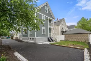 32 Manning St, Medford, MA 02155 - Photo 22