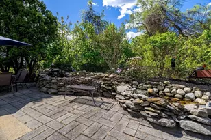 1084 Main St, Leominster, MA 01453 - Photo 32