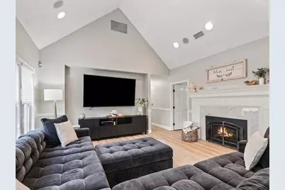 33 Smallwood Cir, Boylston, MA 01505 - Photo 20