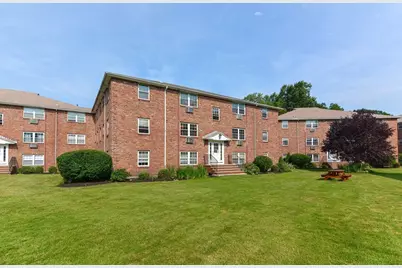 4 Colonial Village Dr #9, Arlington, MA 02474 - Photo 1